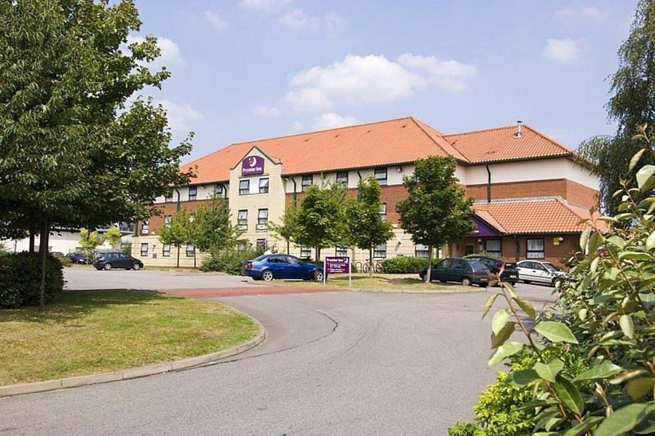 Premier Inn Oxford Exterior photo